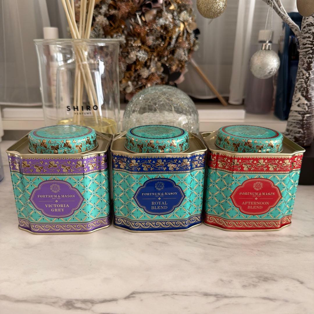FORTNUM & MASON 日本未発売　3缶セット　年末年始購入