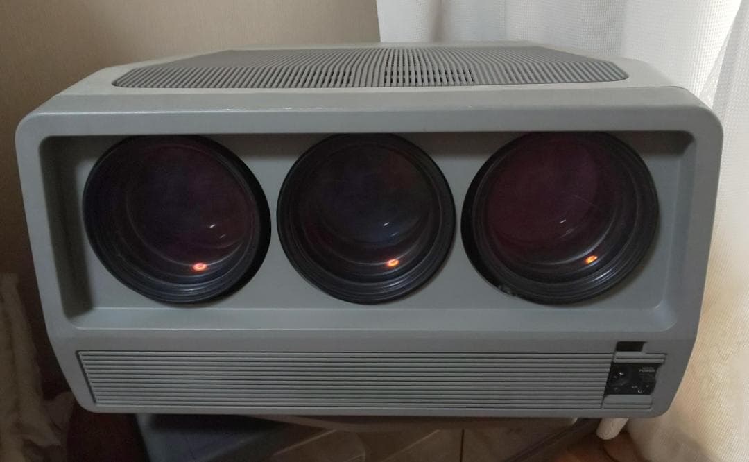 SONY　VPH-1272QJ　RM-1271　ジャンク品