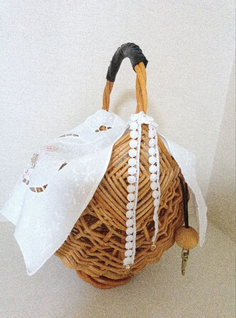 新品タグ付き堀川波さんdot to dotアンティークレース付きカゴバッグ