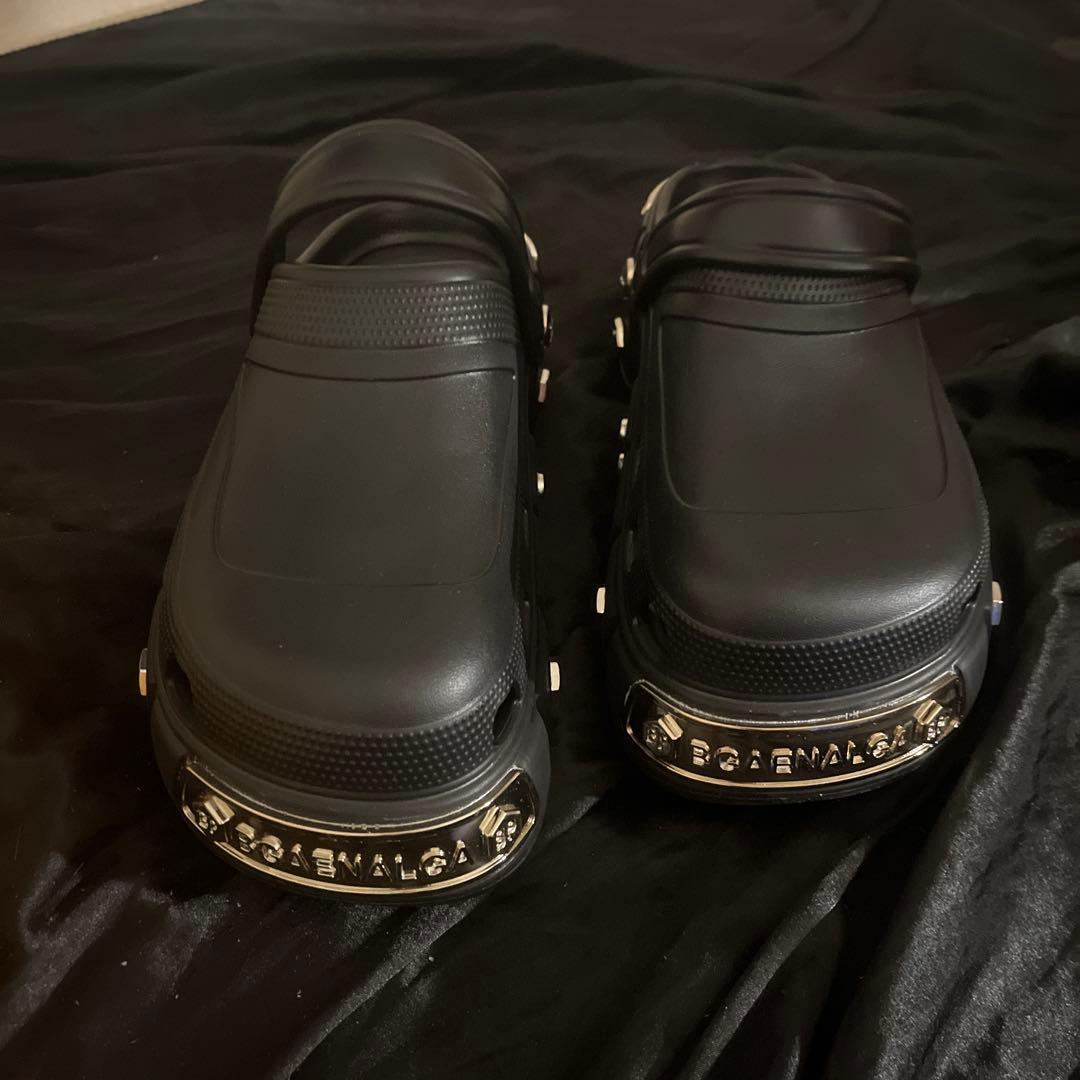 大幅値引き中！【新品】クロックスサンダル