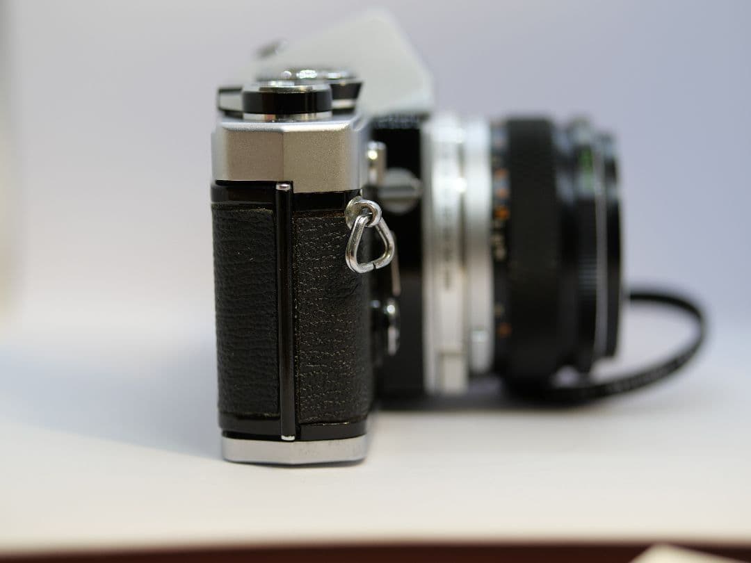 Olympus フィルム一眼レフカメラ F.Zuiko 50mm