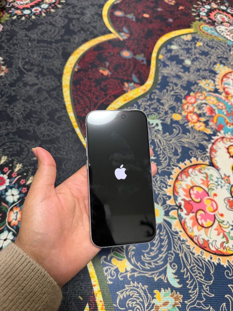 スマートフォン本体 Apple iPhone 15 -128