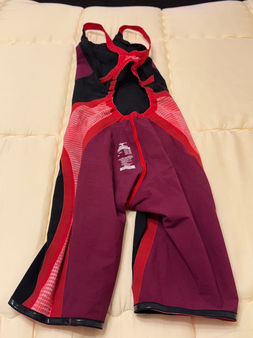 新品未使用　ミズノ　高速水着　競泳水着　GX SONIC Ⅲ MR L