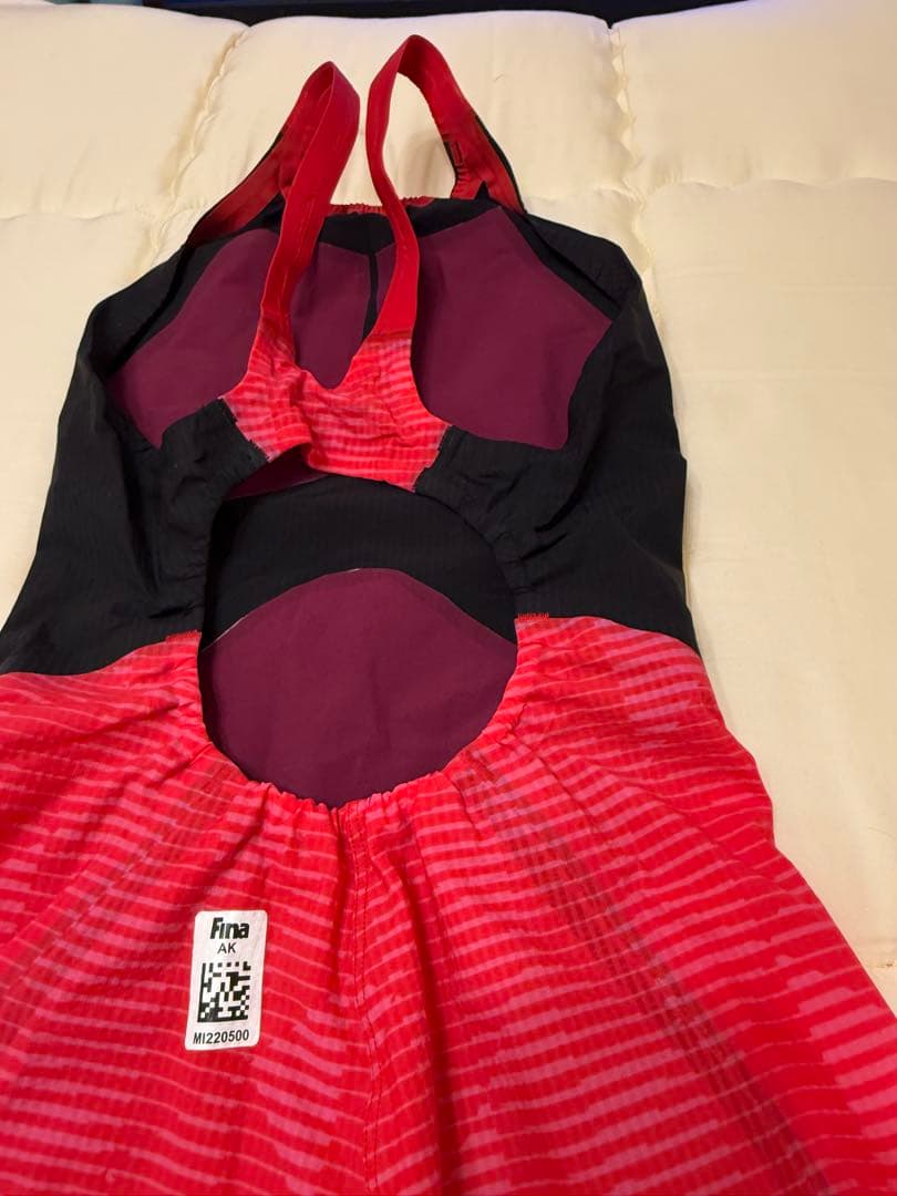 新品未使用　ミズノ　高速水着　競泳水着　GX SONIC Ⅲ MR L