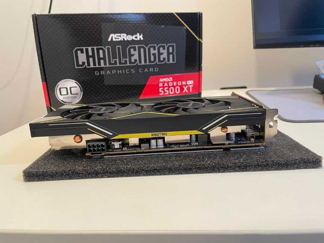 ASRock AMD Radeon RX5500XT GDDR6 8GB　グラボ