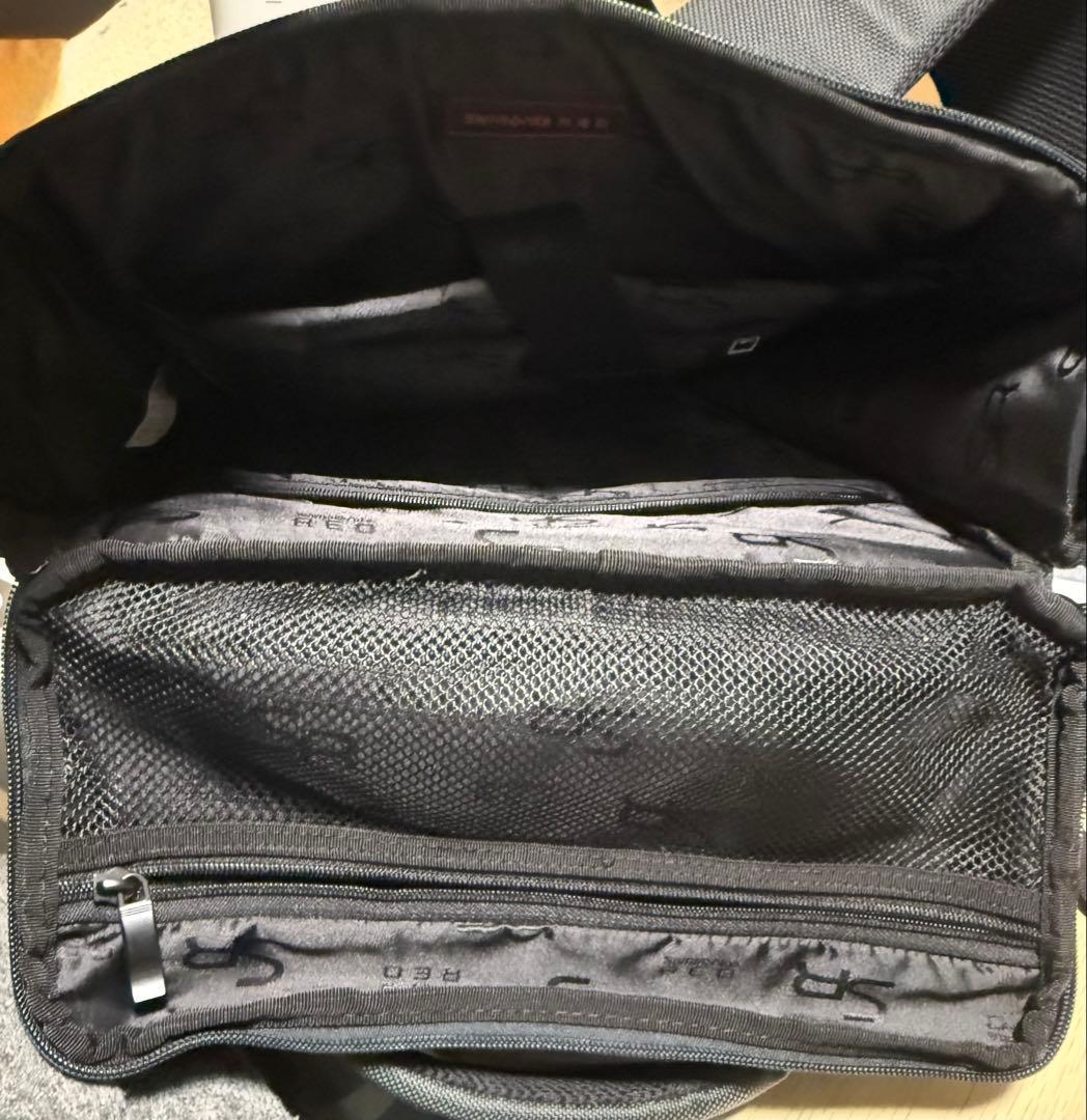 ユウジおまとめ: Samsonite RED バックパックとemuセーター