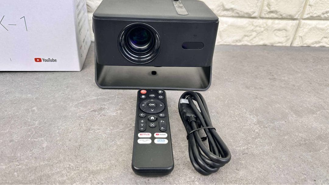 未使用品　IFANR MX-1 プロジェクター