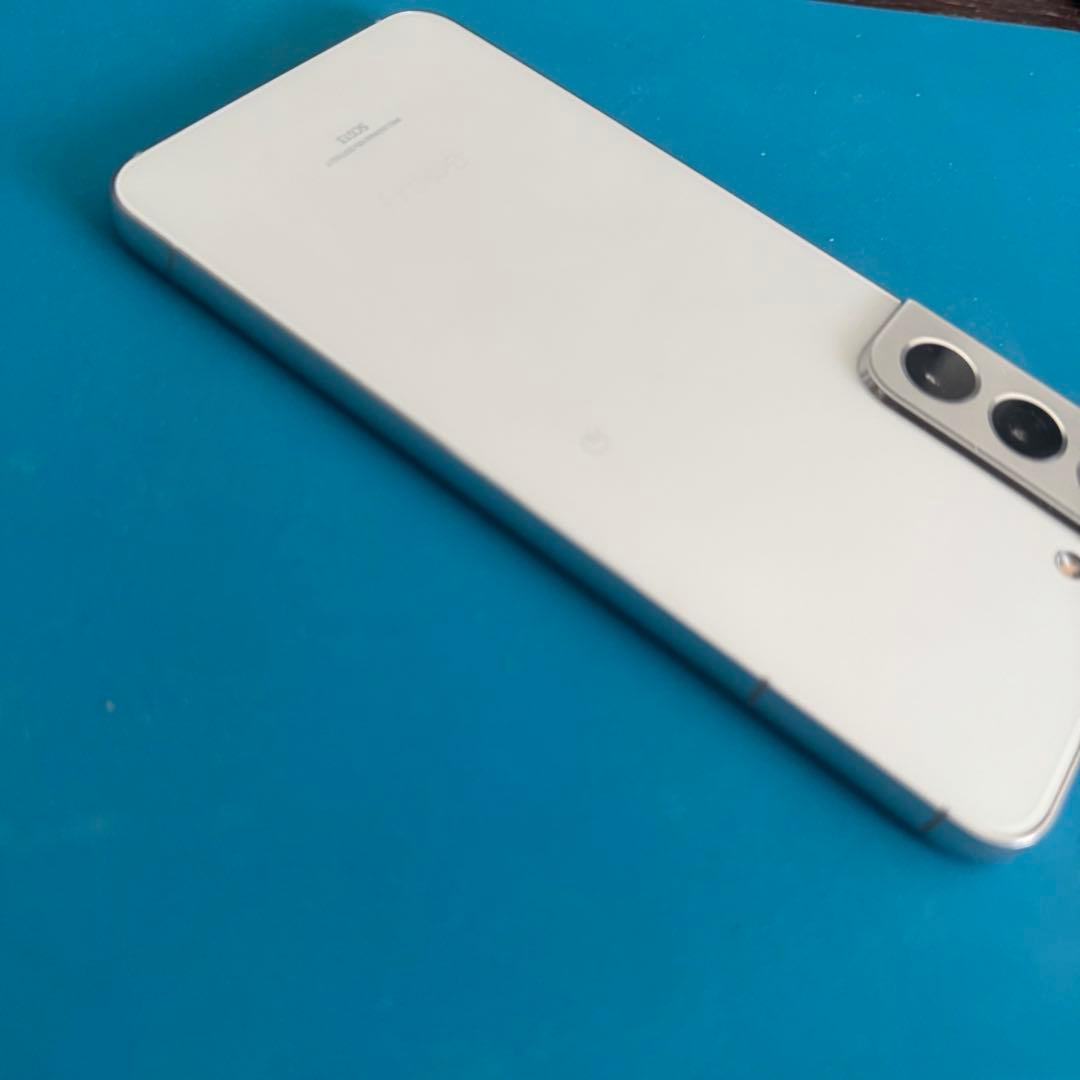 かなり綺麗　GALAXY s22 国内版　au scg13 シムフリー　白