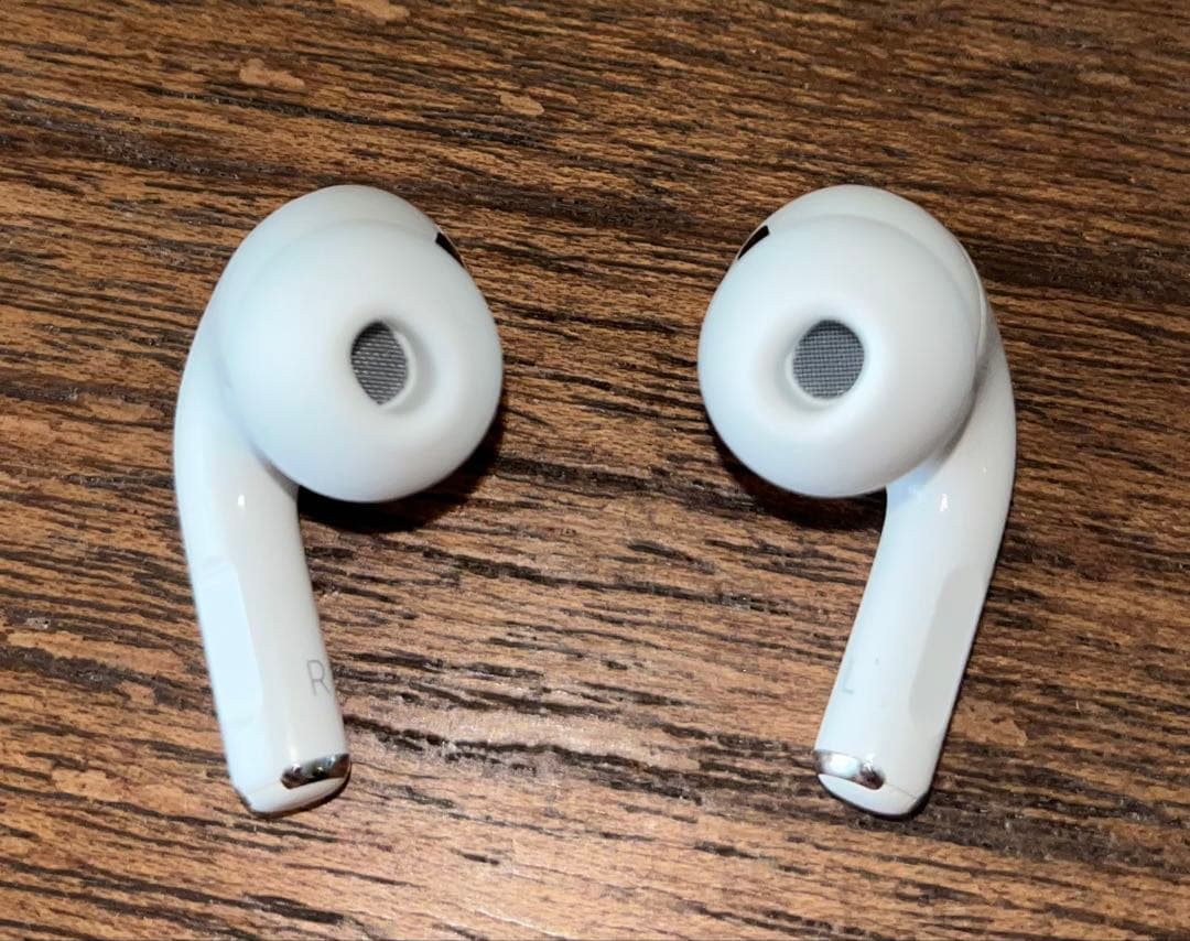 AirPods Pro 第2世代　MagSafe充電ケース、付属品完備