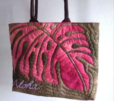 ハワイアンキルト　モンステラ葉デザイントートバッグ