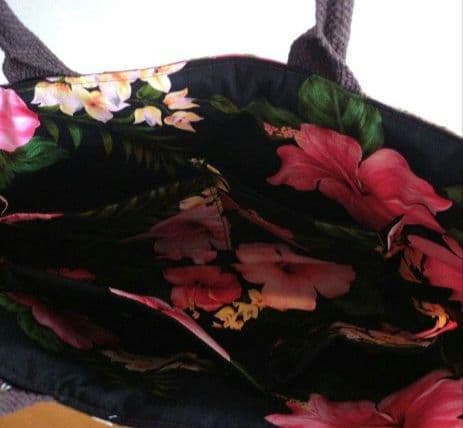 ハワイアンキルト　モンステラ葉デザイントートバッグ