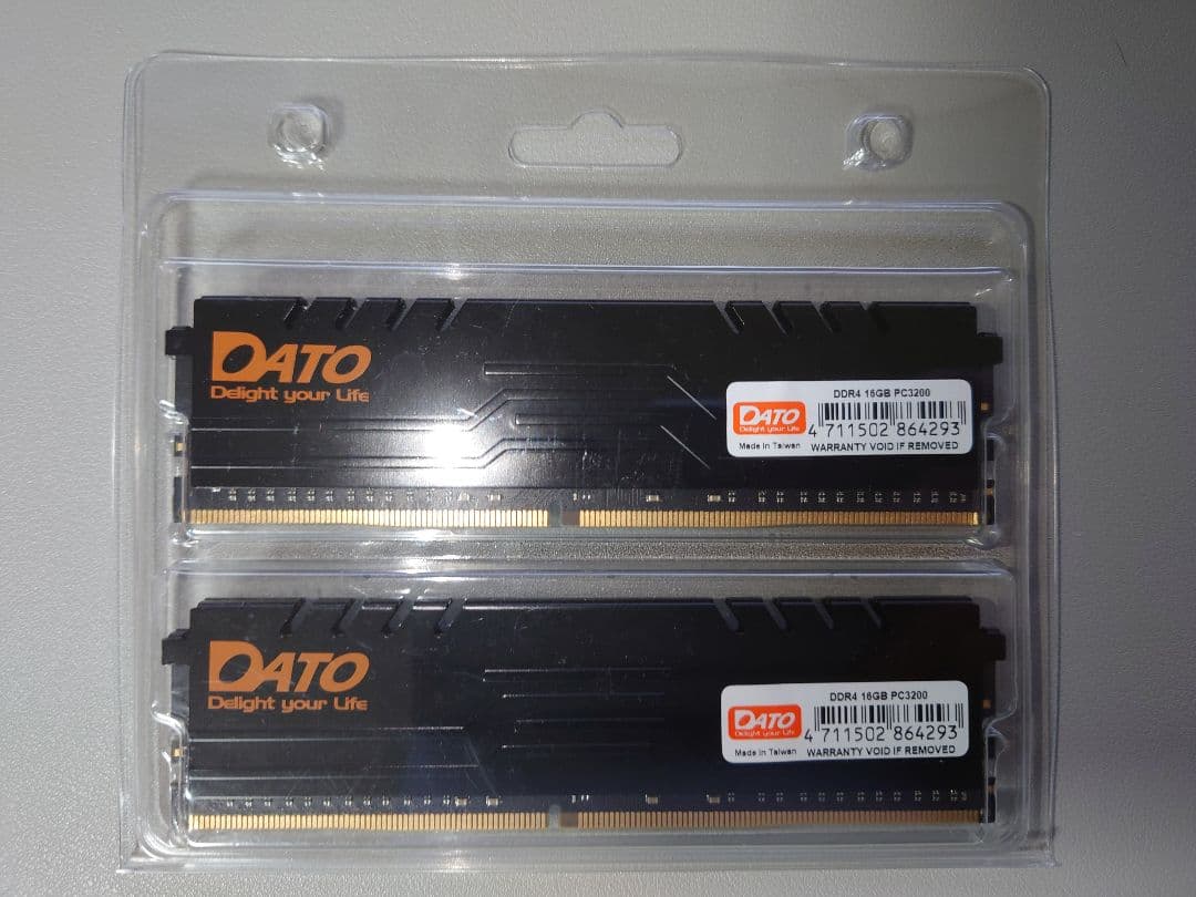 DATO DDR4 32GB PC3200 メモリー