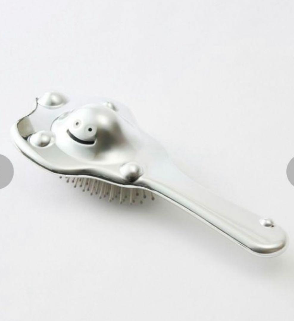 美品　ニンテンドー2DS ドラゴンクエスト　はぐれメタルエディション　ソフト付き