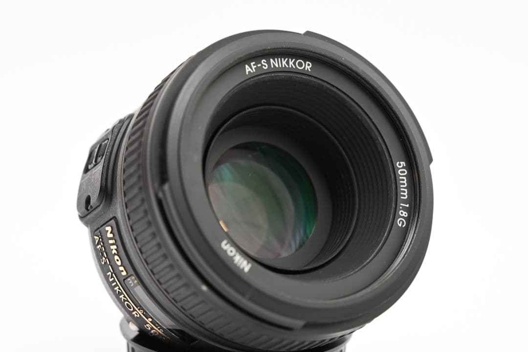 極上品 単焦点レンズ AF-S NIKKOR 50mm f/1.8G ②