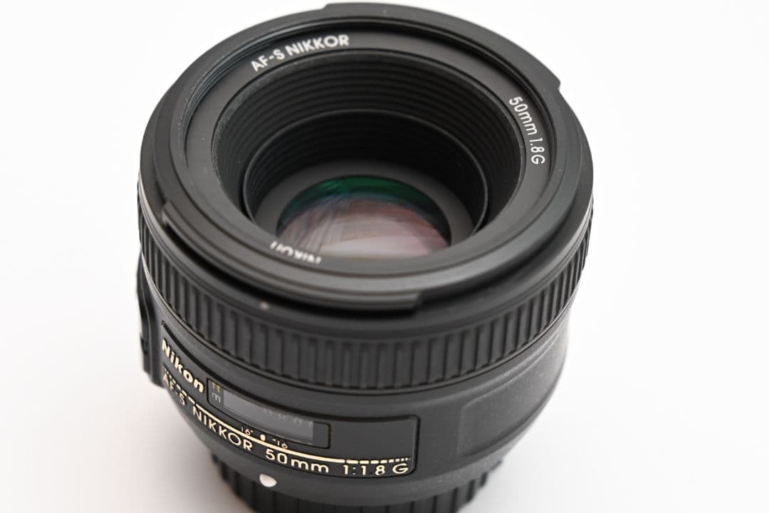 極上品 単焦点レンズ AF-S NIKKOR 50mm f/1.8G ②
