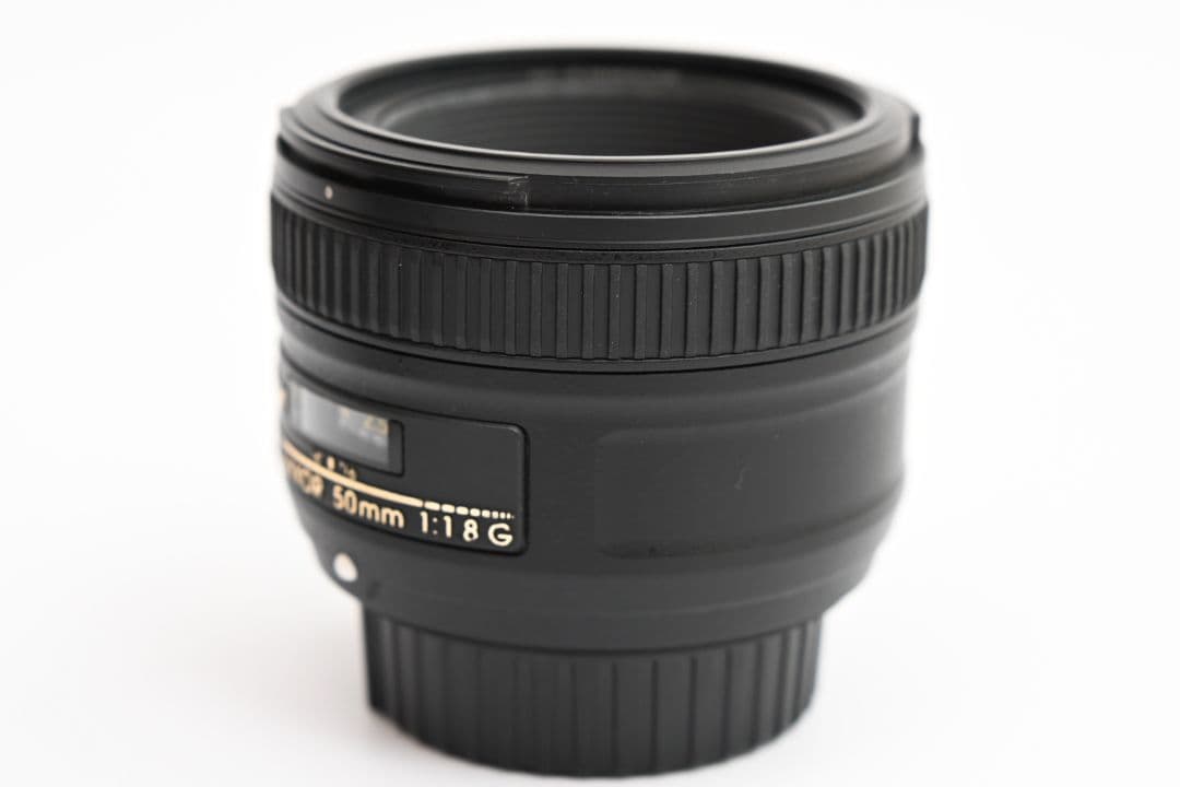 極上品 単焦点レンズ AF-S NIKKOR 50mm f/1.8G ②