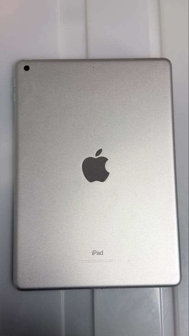 iPad 第5世代 64GB Wi-Fiモデル 動作良好 子供用におすすめ