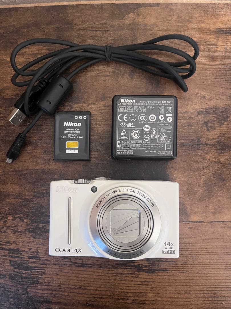 Nikon COOLPIX S8200 コンパクトデジタルカメラ