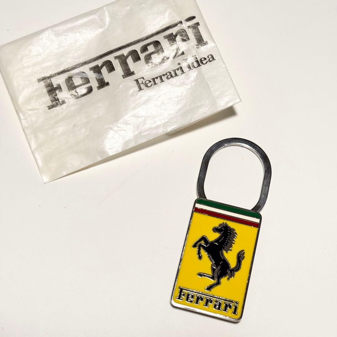 新品未使用　非売品　Ferrari キーホルダー　スタンダードキーリング