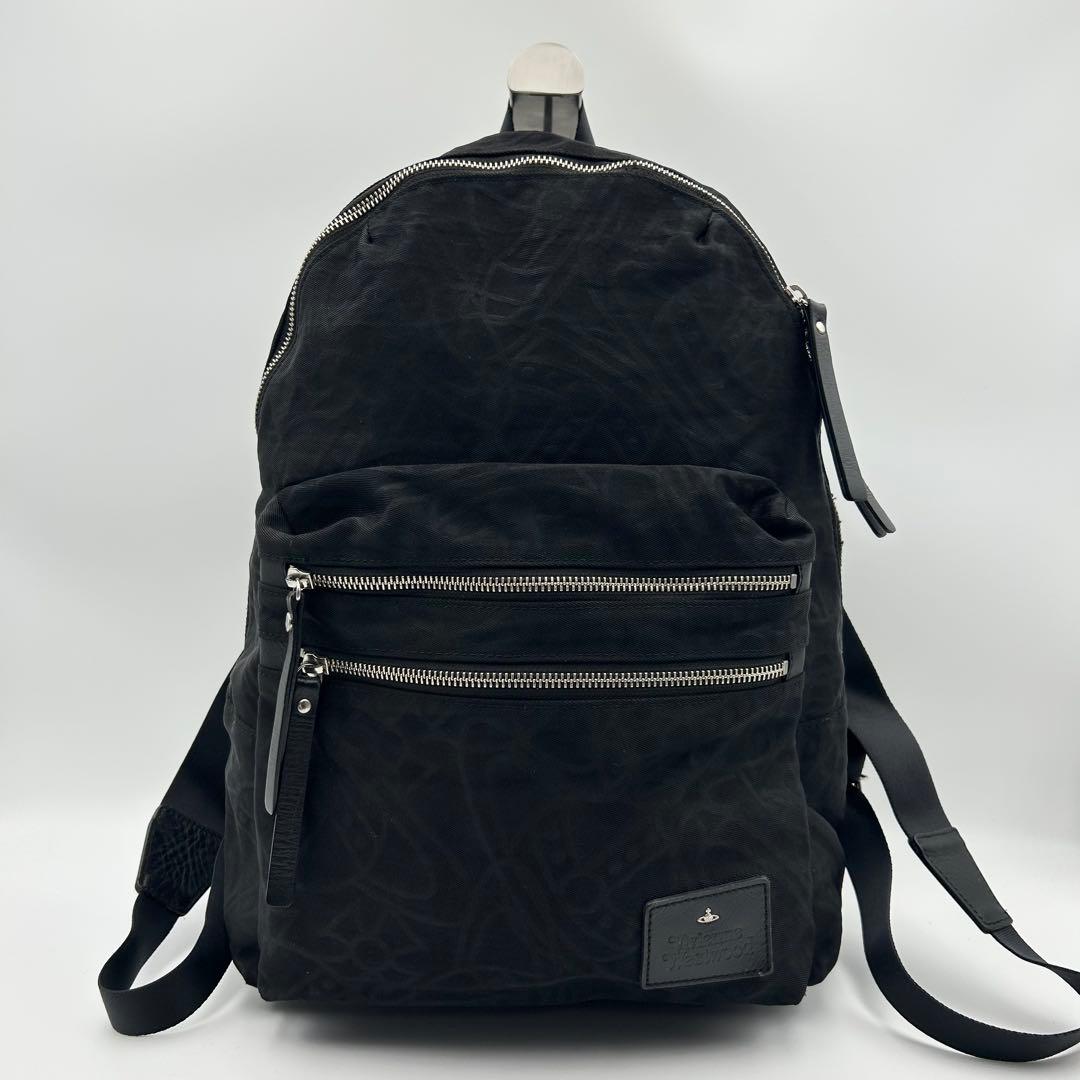 美品✨ ヴィヴィアンウエストウッド ラインORBエンボス リュック オーブ 黒
