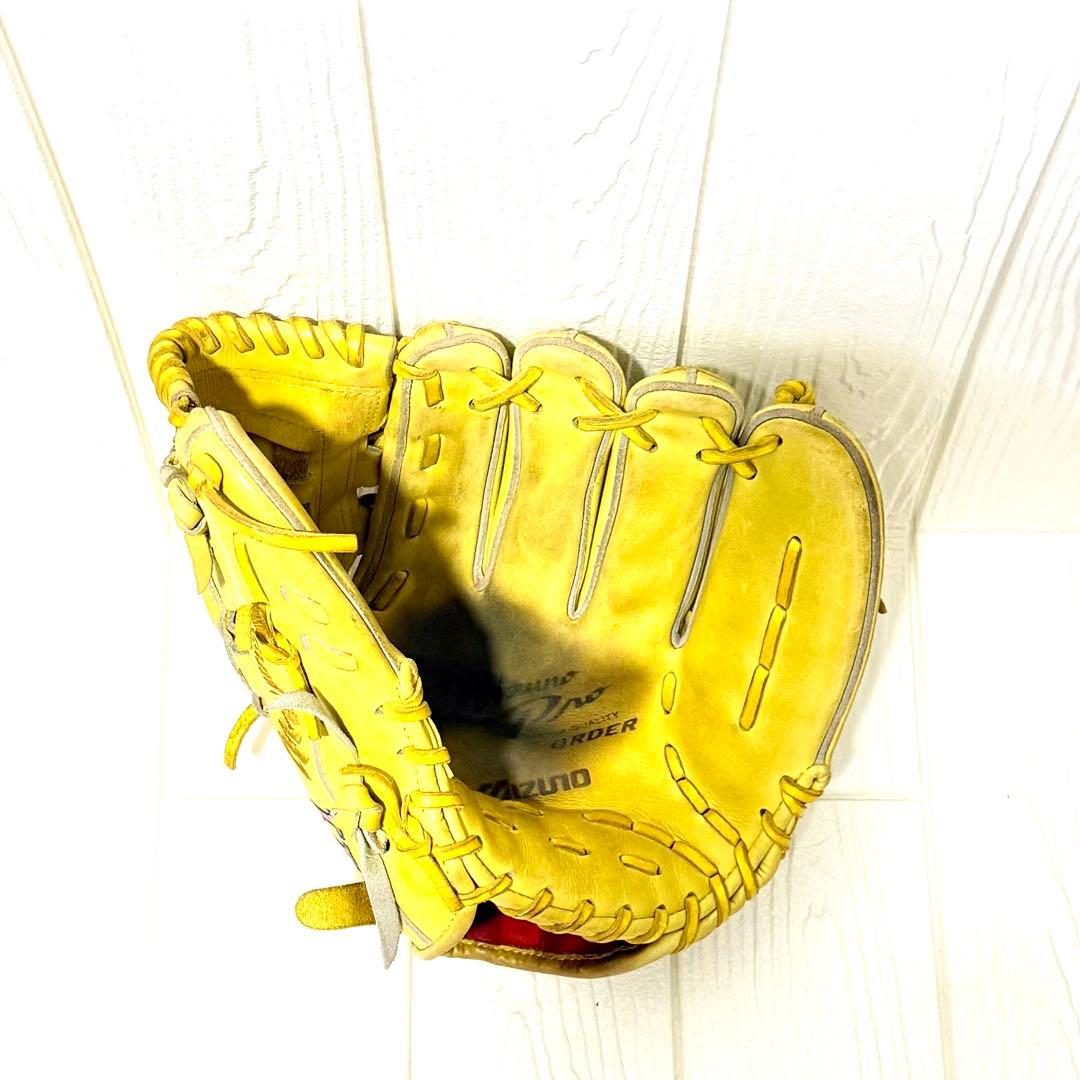 Mizuno Pro 軟式 グローブ イエロー