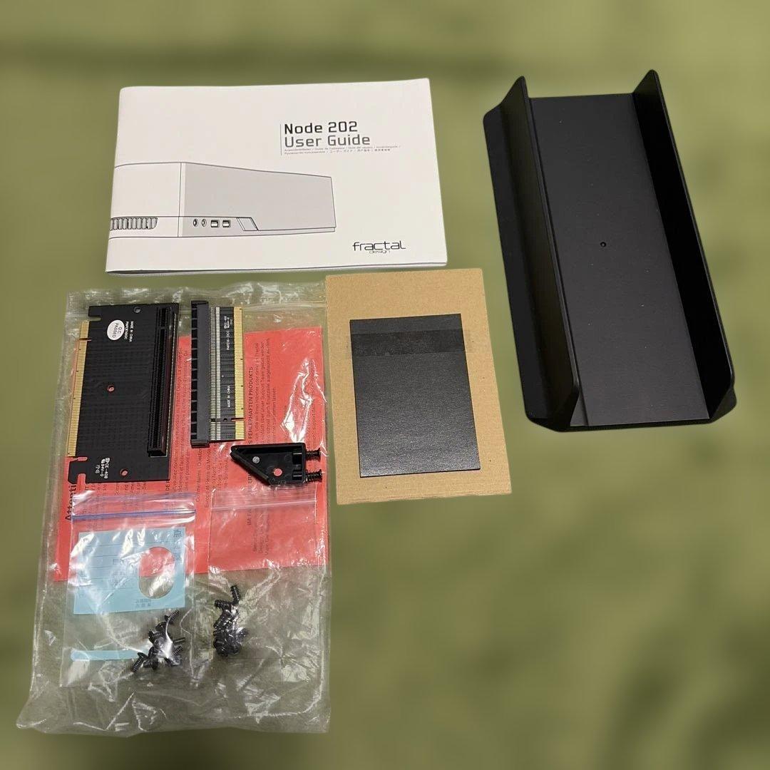 Fractal Design NODE 202 コンパクトケース　ITX