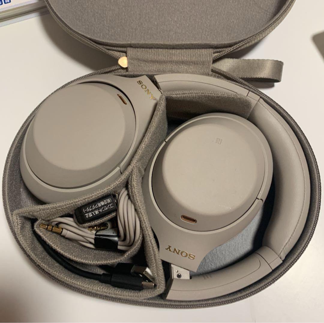 SONY WH-1000XM4 プラチナシルバー　ヘッドホン
