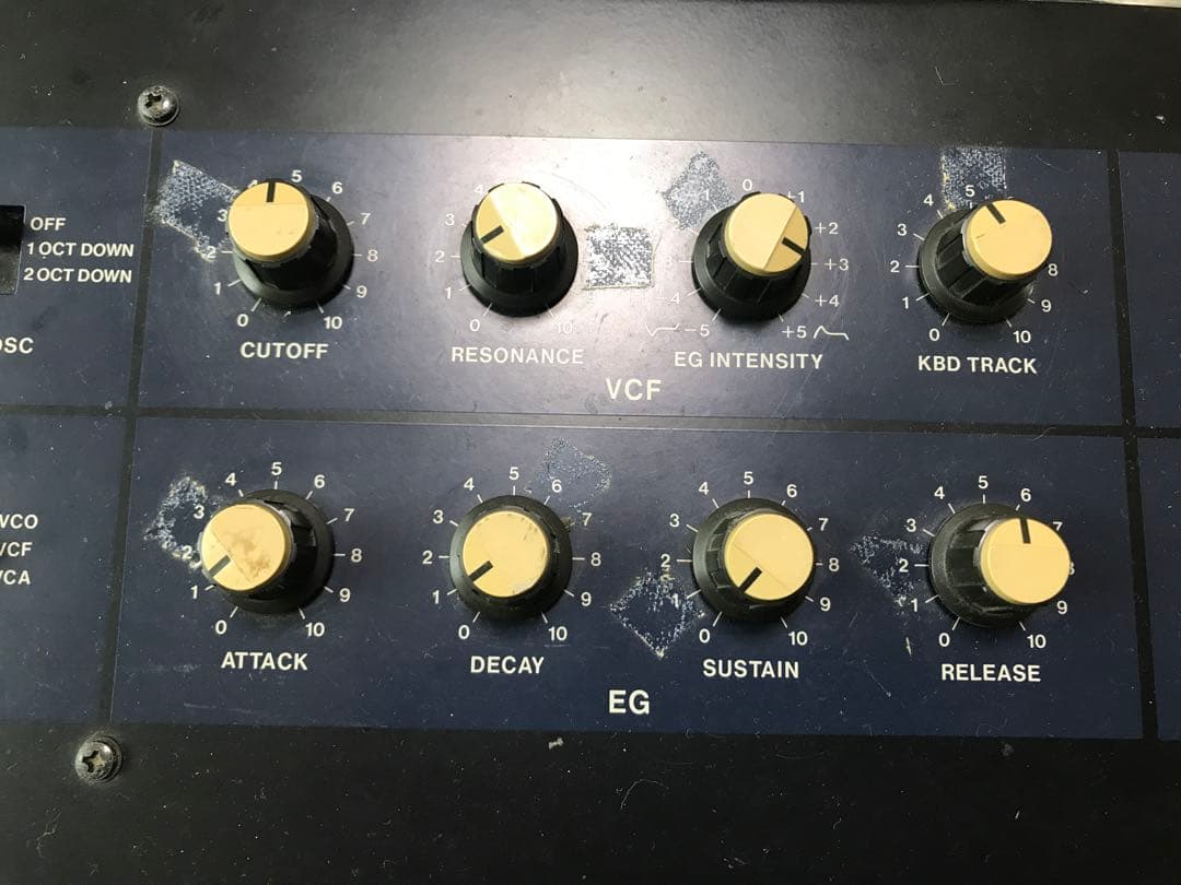 KORG Polysix アナログシンセサイザー 61鍵