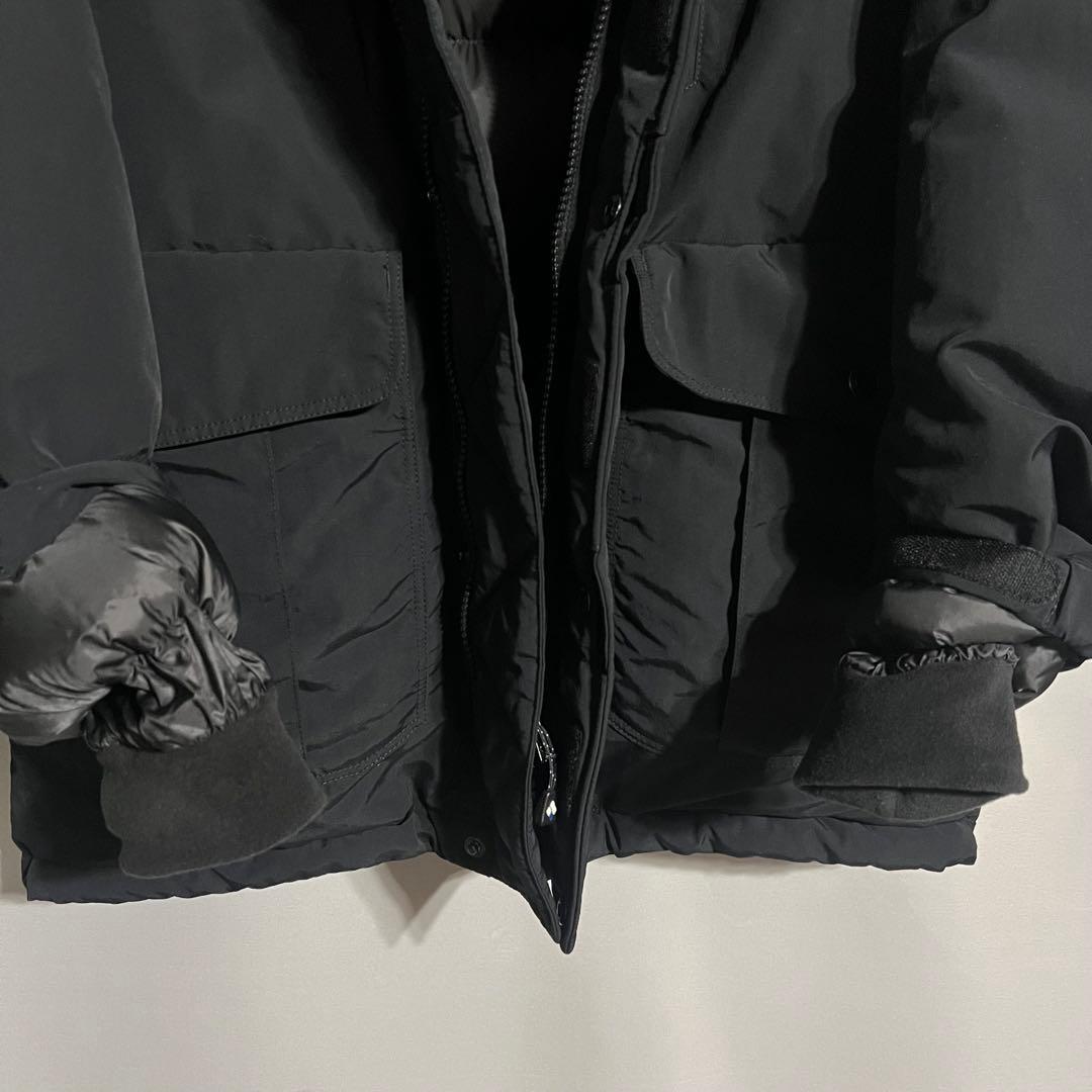 ひろ様、専用　ローガンダウン パーカ男女兼用 Mサイズ 黒　極美品