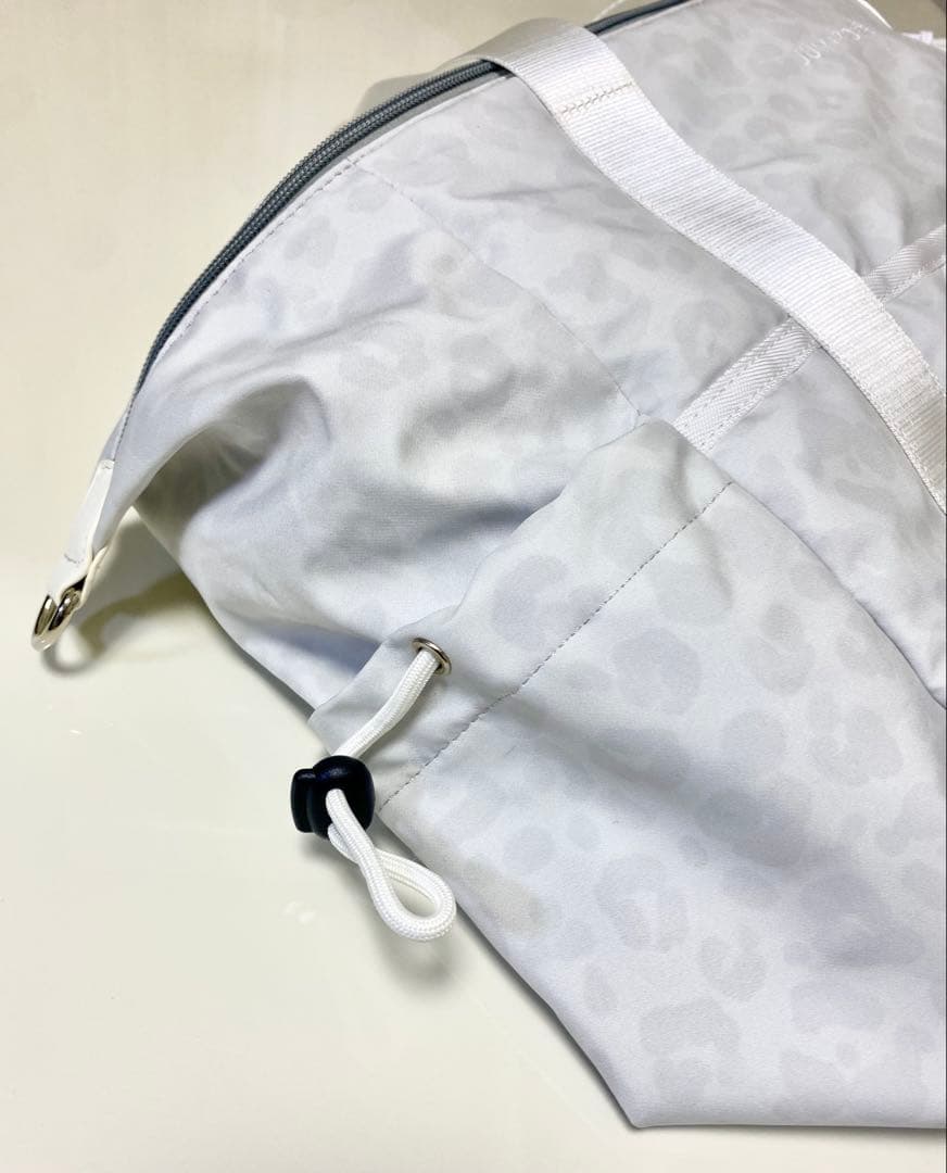 JUN&ROPEジュンアンドロペ　アニマルプリント ボストンバック