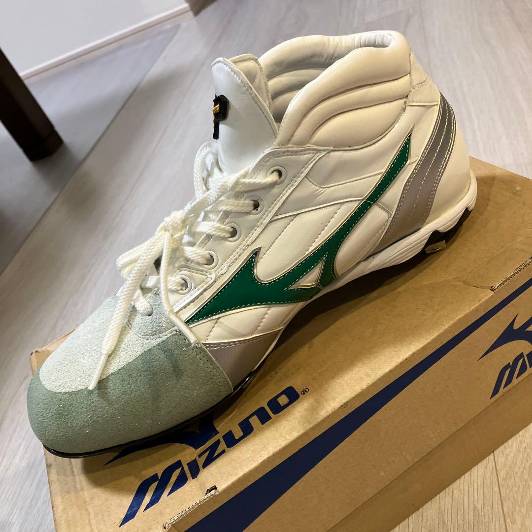 【野球のみ楽しみは】ミズノプロ ミドルカットスパイク オーダー品