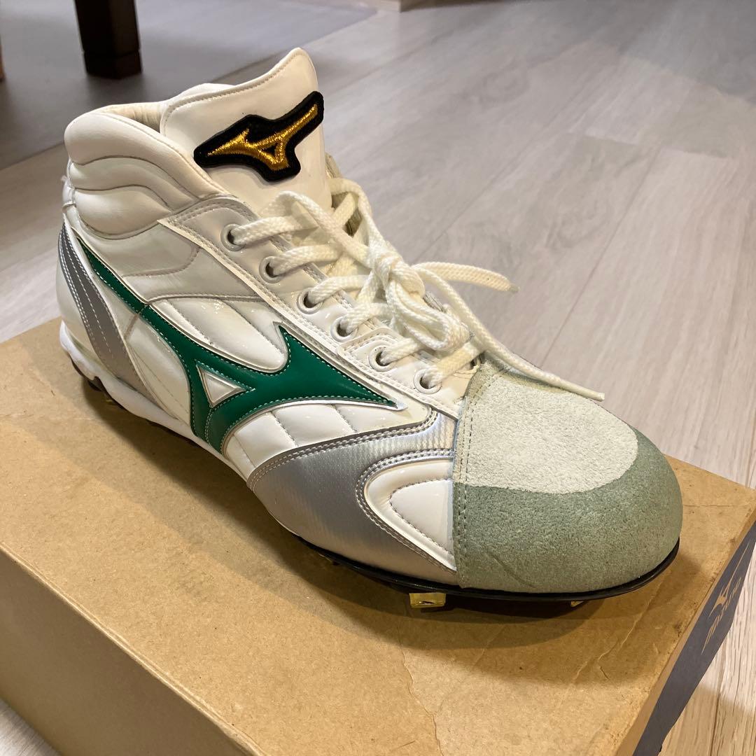 【野球のみ楽しみは】ミズノプロ ミドルカットスパイク オーダー品