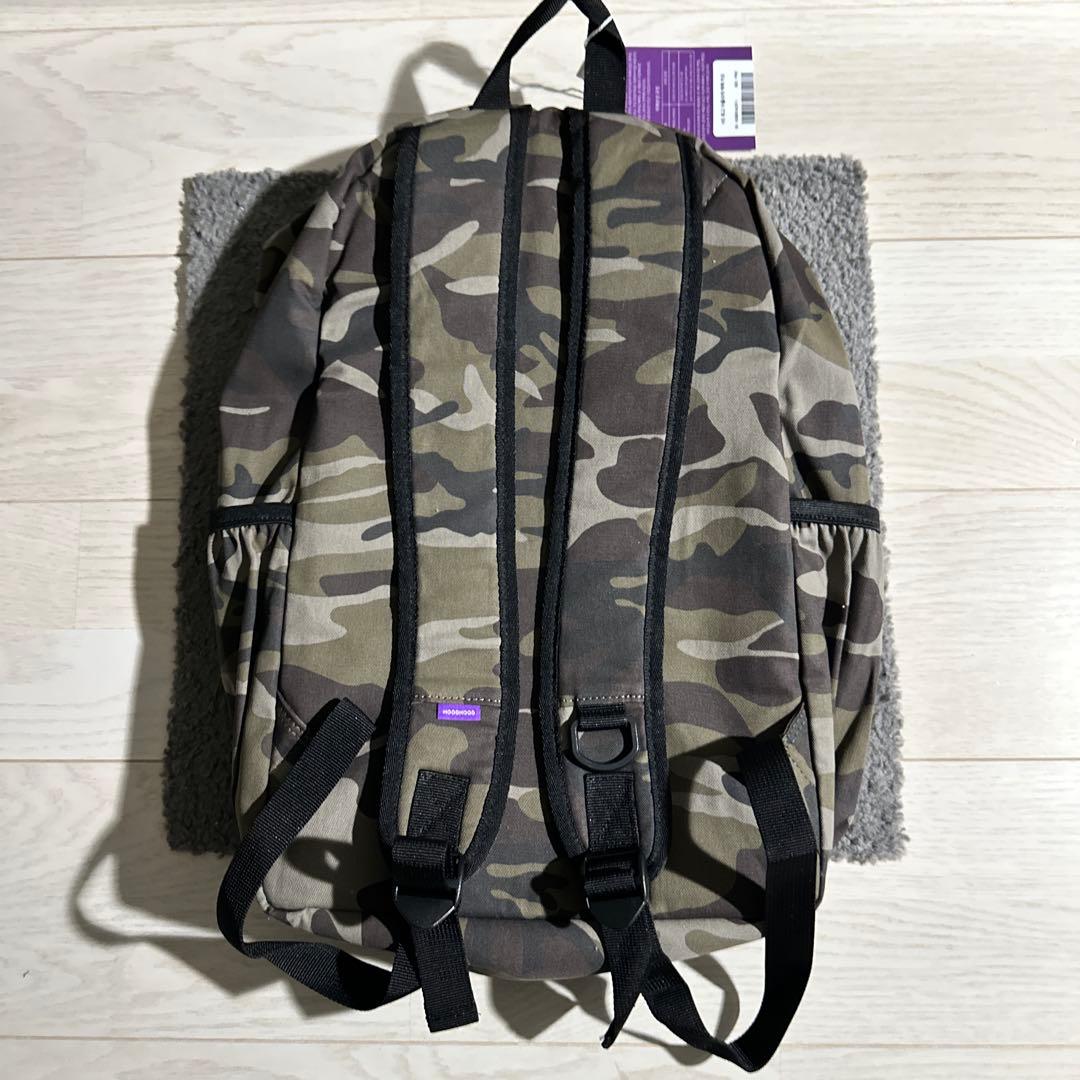 迷彩バックパック ロゴ刺繍付き