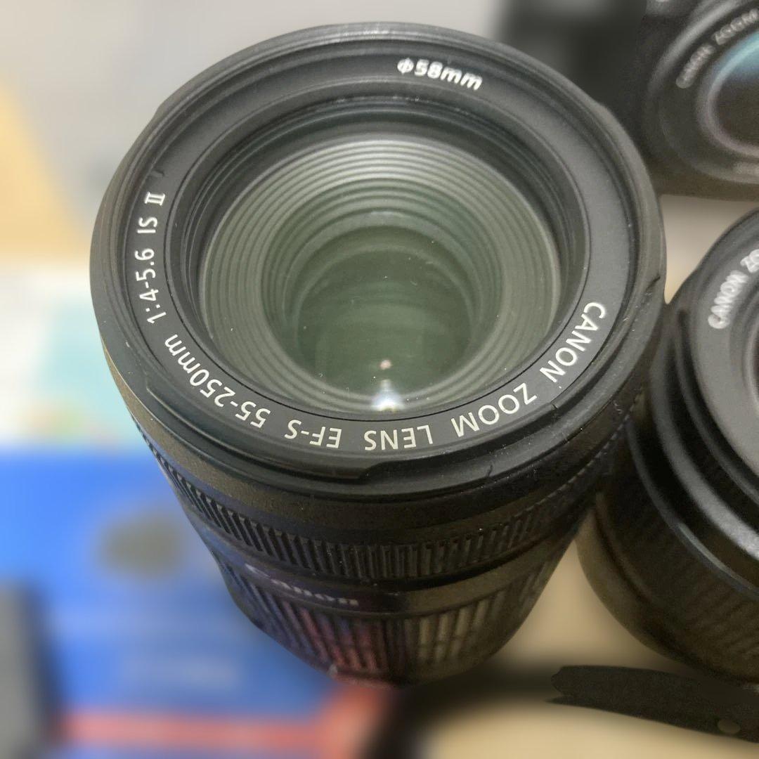 w*n様 【ズームレンズ付き】Canon EOS kiss X90 デジタル一眼