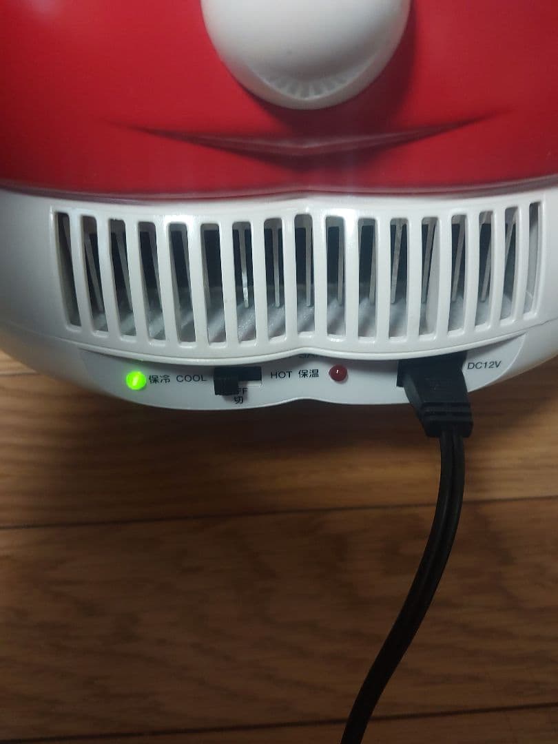 美品 東芝 サンリオ ハローキティ 冷温庫 KTY-5000 箱付き 希少