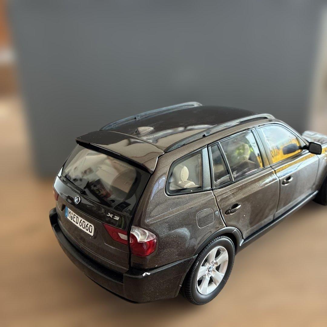 【新品未使用】純正 1/18スケール X3 ミニカー