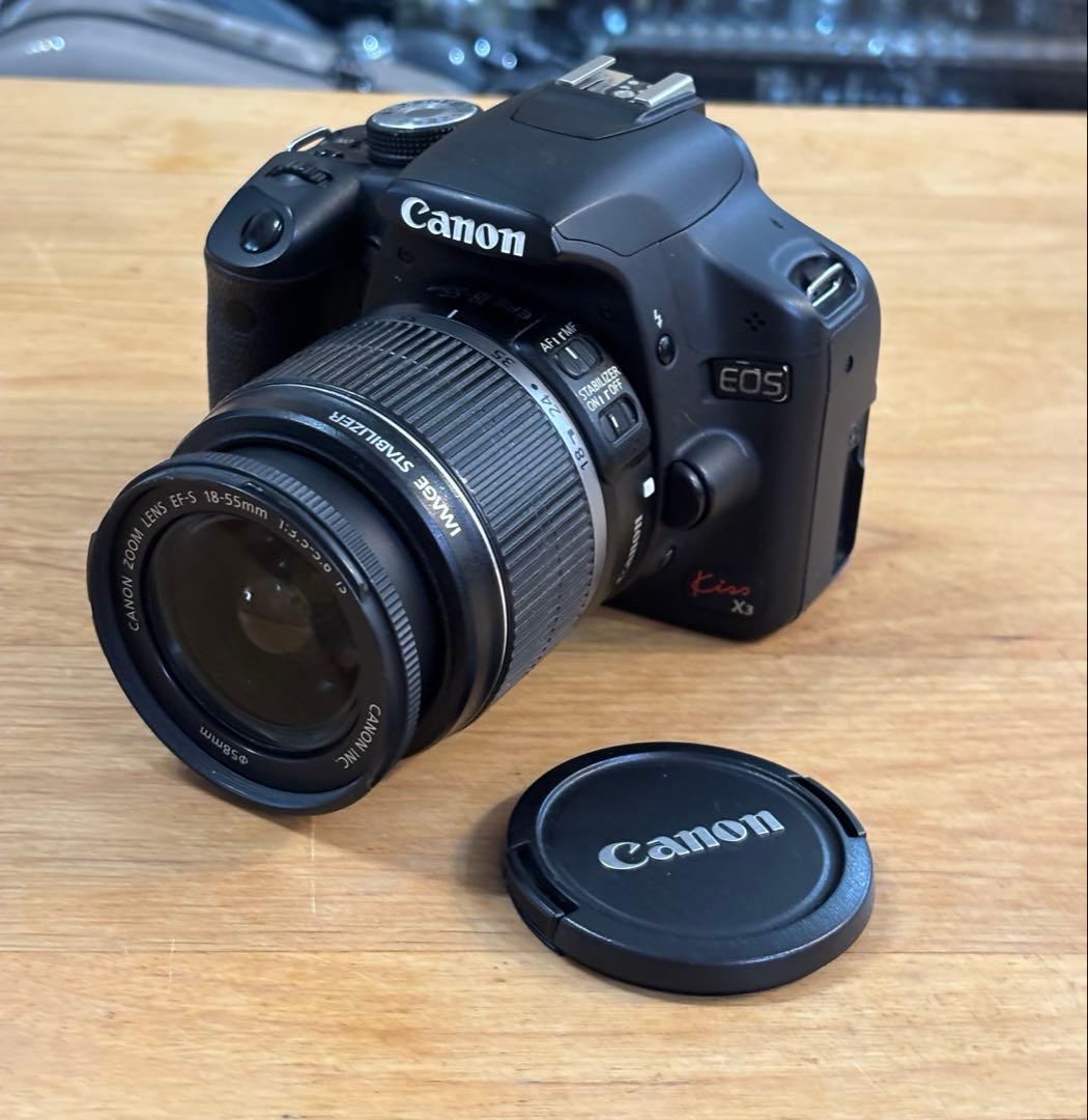 Canon デジタル一眼 EOS kiss X3 ズームレンズ付き　ジャンク