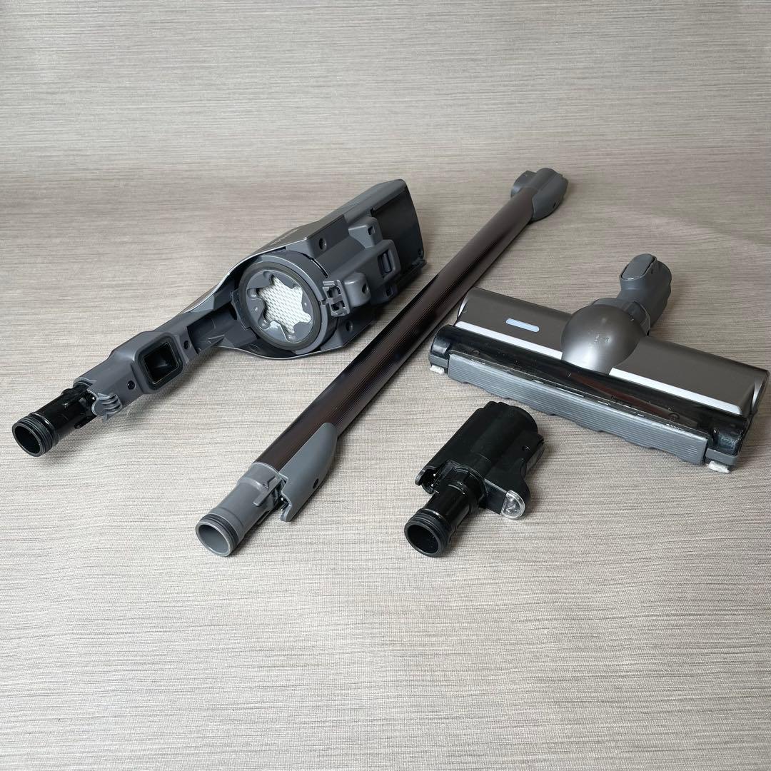 美品✨東芝 TOSHIBA コードレスクリーナー VC-CLX72-H 送料無料