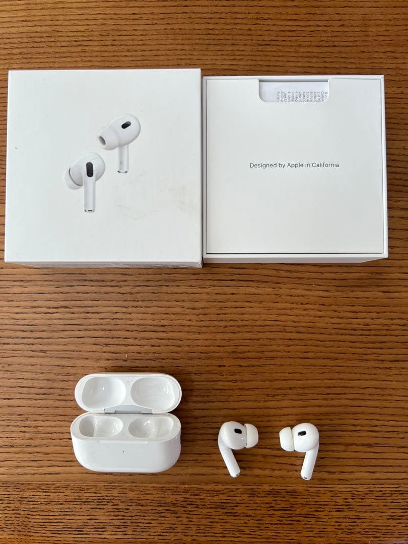 アップル Airpods Pro 第2世代　右耳だけ聞こえません