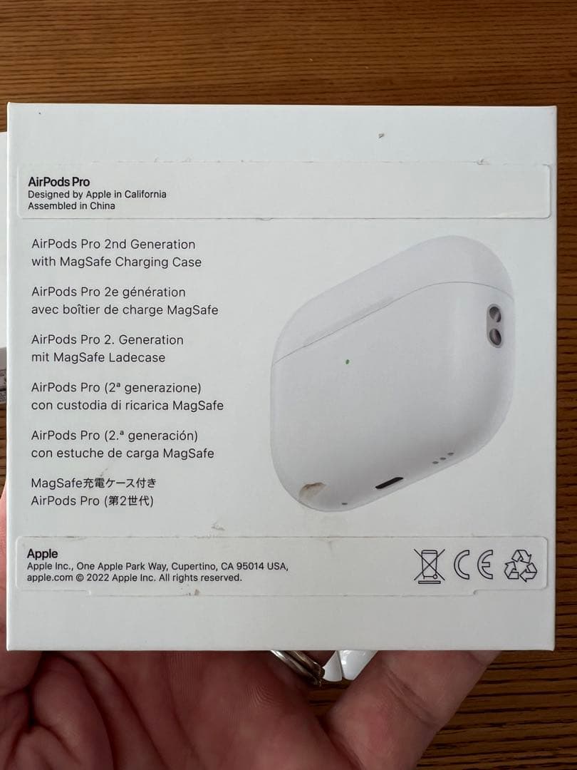 アップル Airpods Pro 第2世代　右耳だけ聞こえません