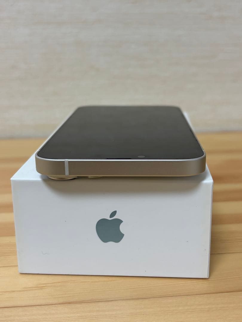 Apple iPhone 14プラス256GB　 ホワイト 本体