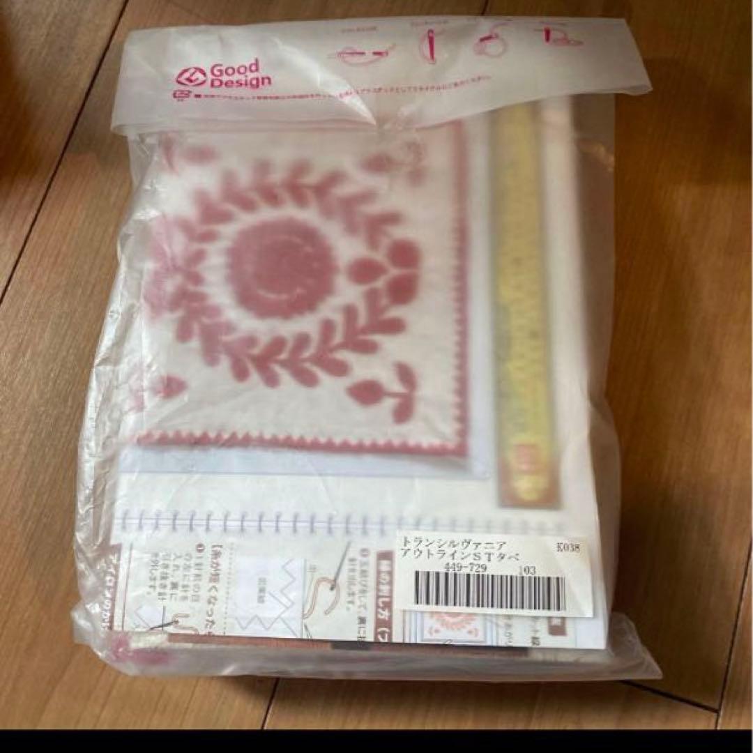 トランシルヴァニアからの贈り物　シク村のアウトライン刺繍のタペストリーの会