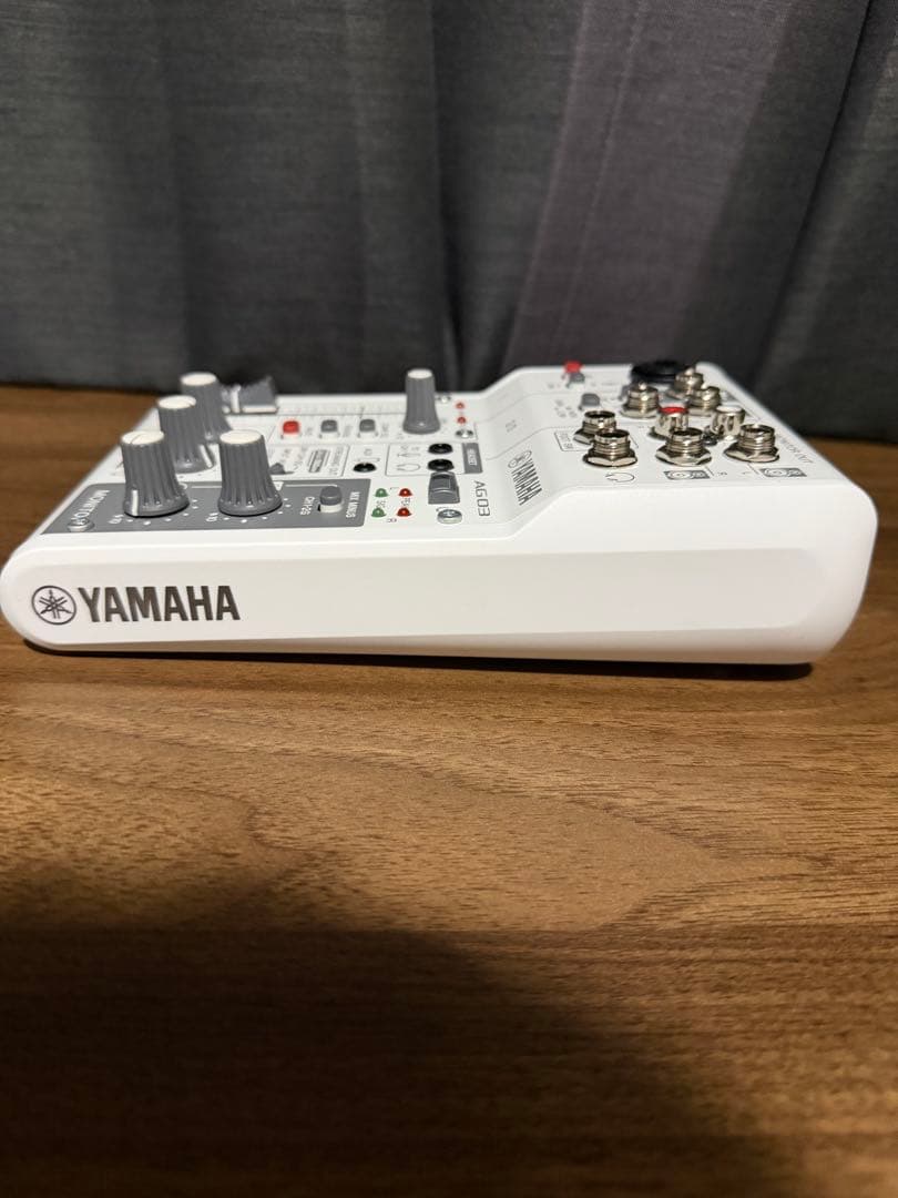 YAMAHA AG03MK2 W　3ch ライブストリーミングミキサー　ホワイト