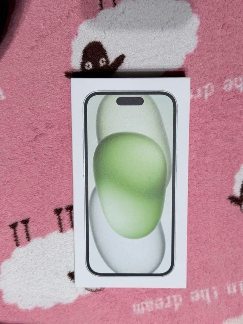 iPhone 15 グリーン128GB SIMフリー