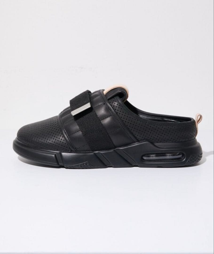 united Tokyo レザー　recovery サンダル