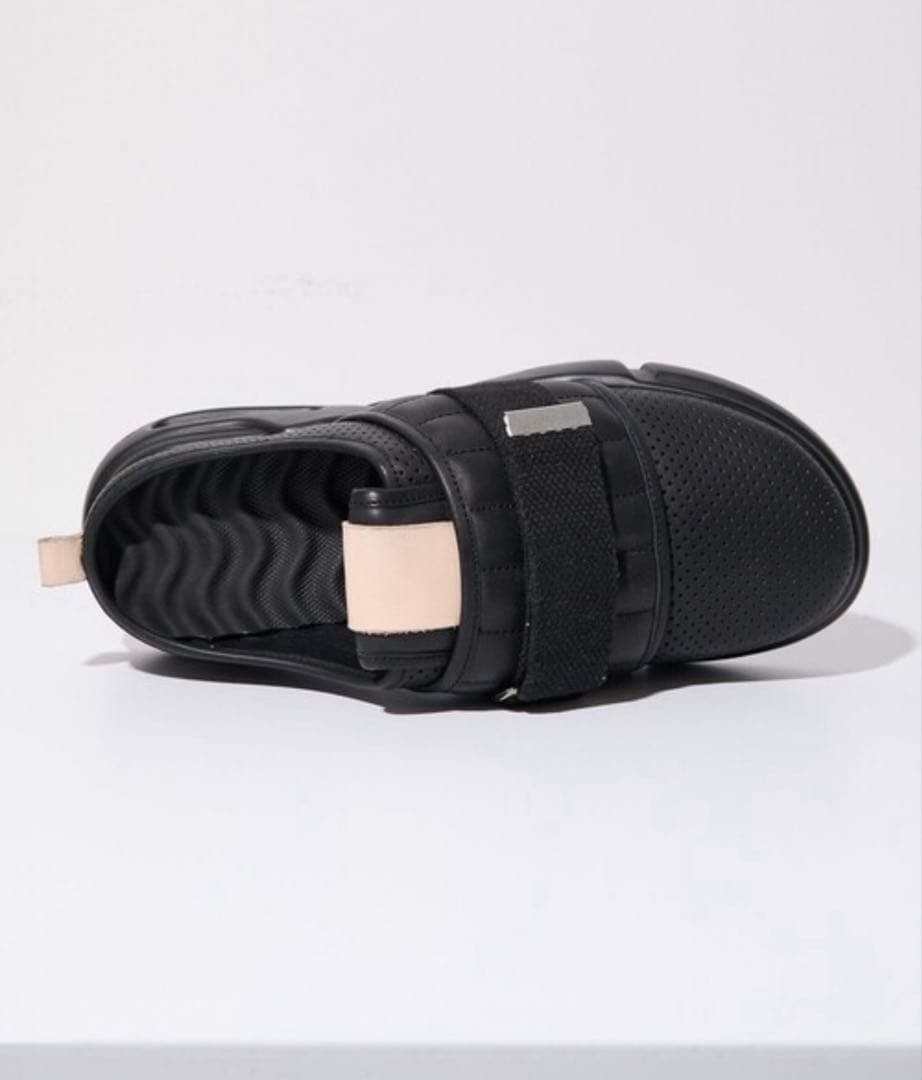 united Tokyo レザー　recovery サンダル