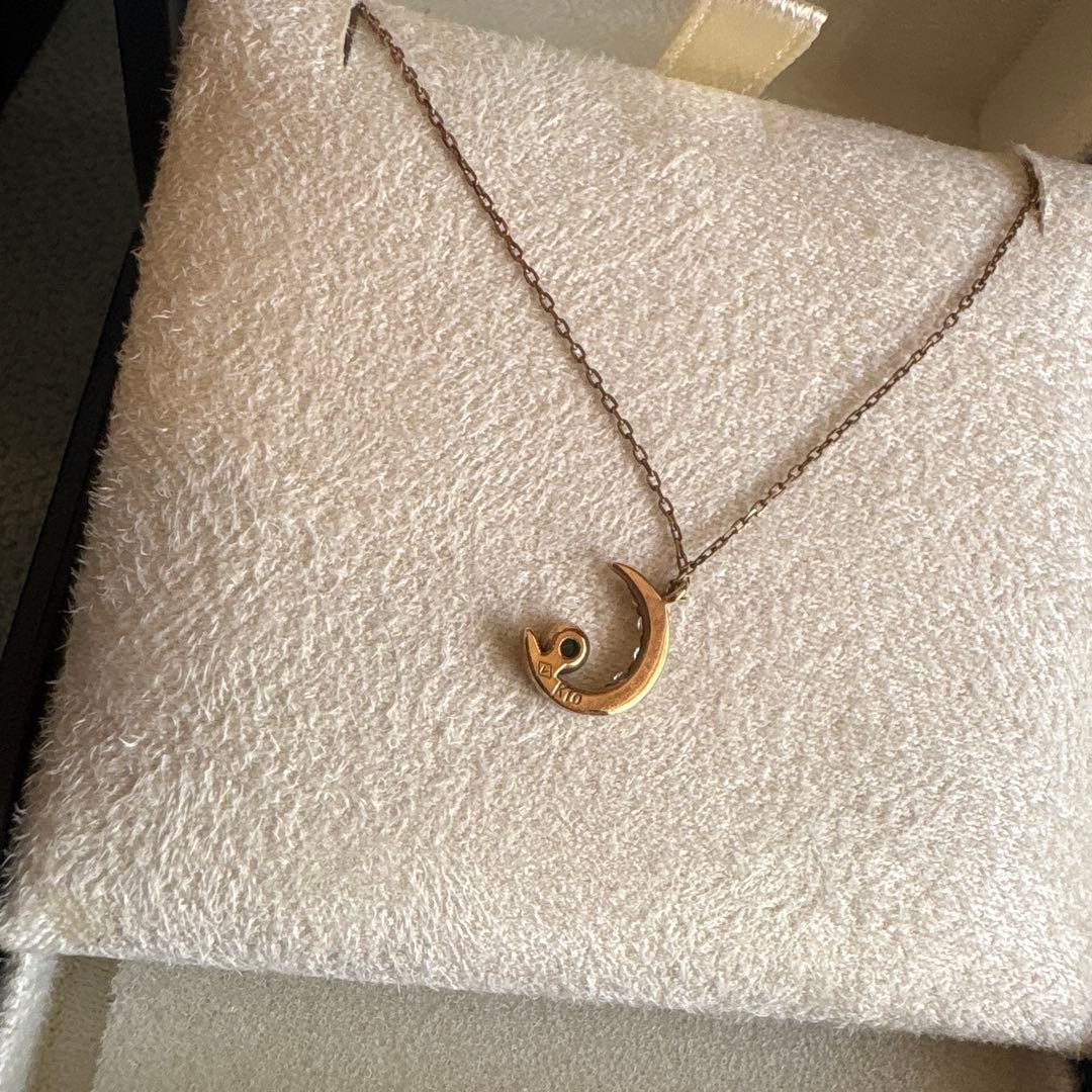 カプチーノ様　ヴァンドーム青山　k10 ダイヤ　エメラルド月ネックレス 箱付き