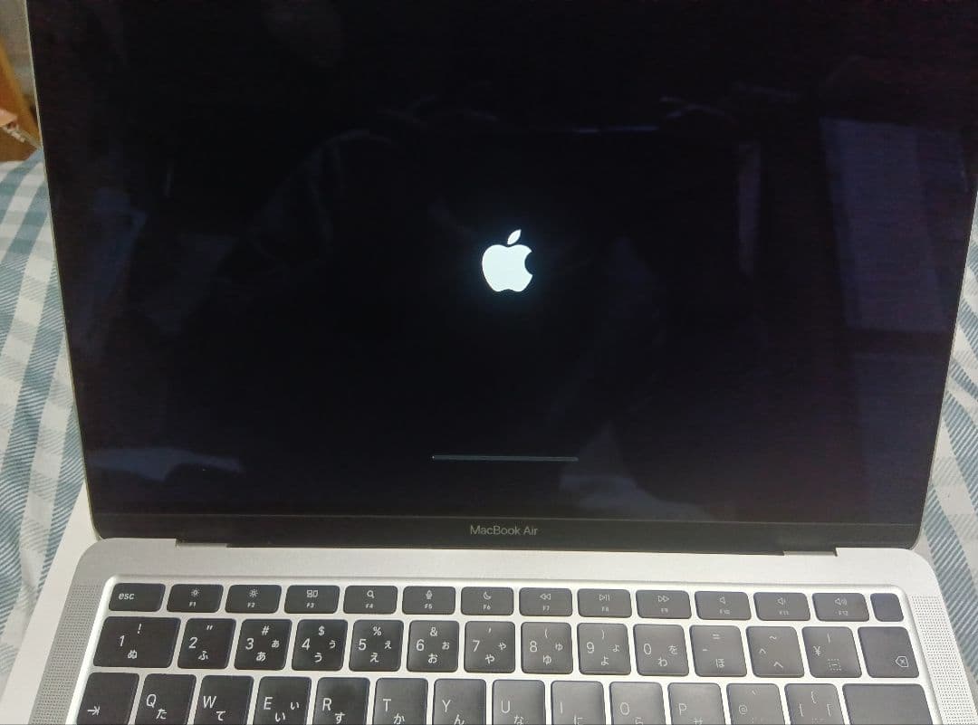 Apple MacBook Air 2020　М1 SSD256G　充放電20回