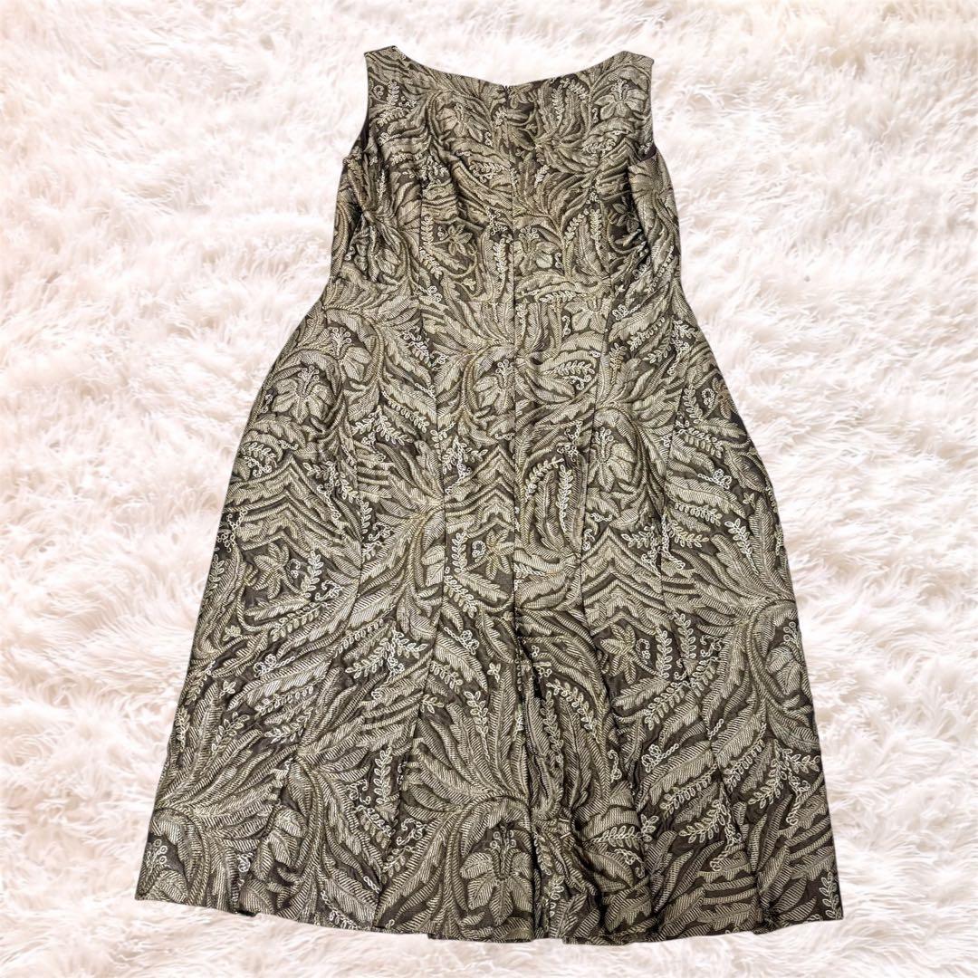 MaxMara 白タグ 最高級 ノースリーブ ワンピース シルク混 総柄 ひざ丈