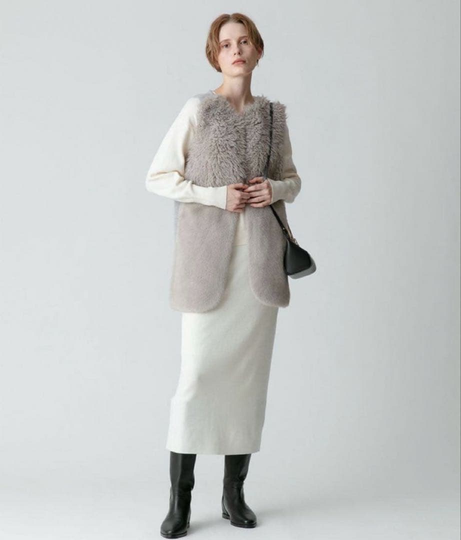 アルアバイル　ルルウィルビー フェイクファーコンビニットジレ